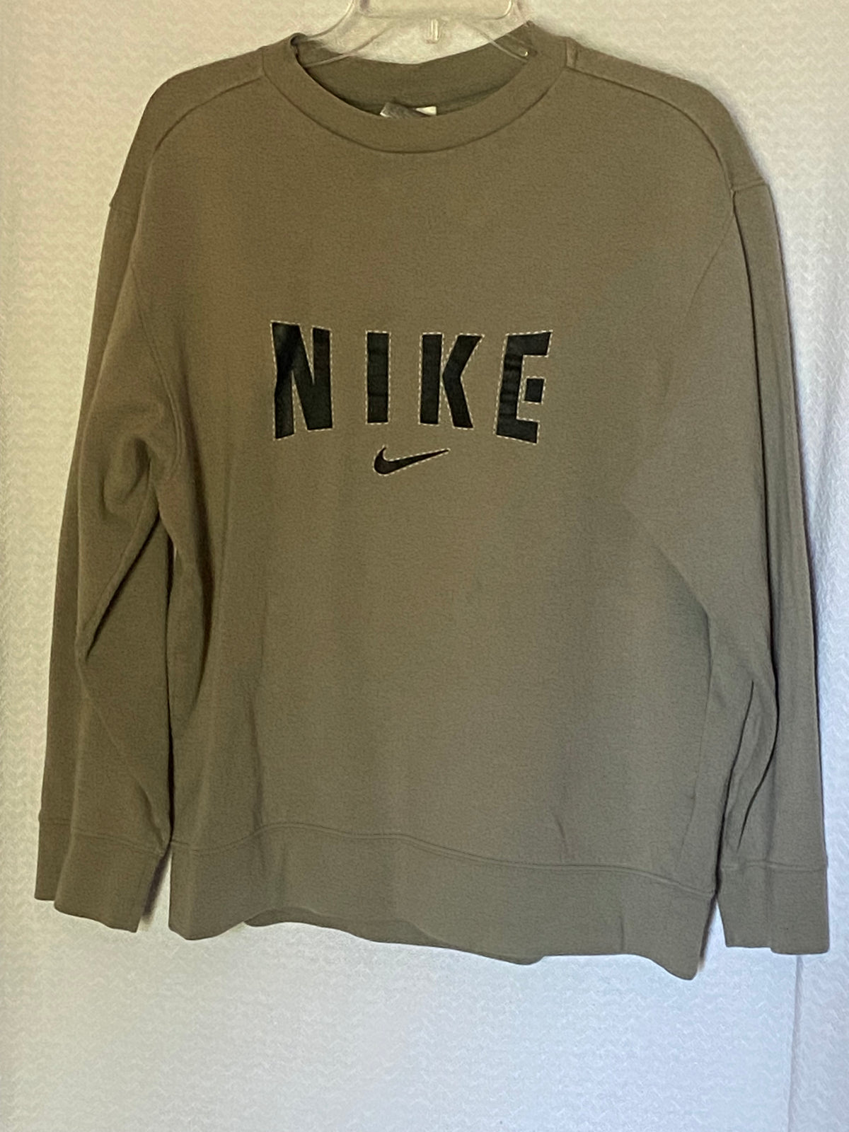 Nike olive green Pullover sweat shirt blk - size Women - XL (16/18)