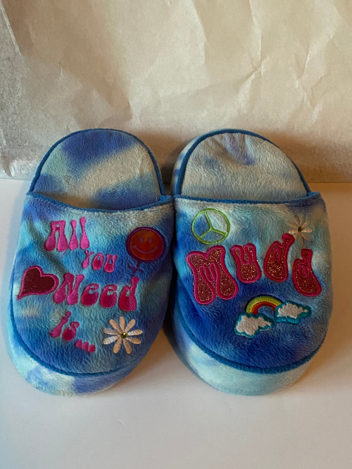 Mudd blue tie dyed All you need is.slippers - size Shoes - Kids 5