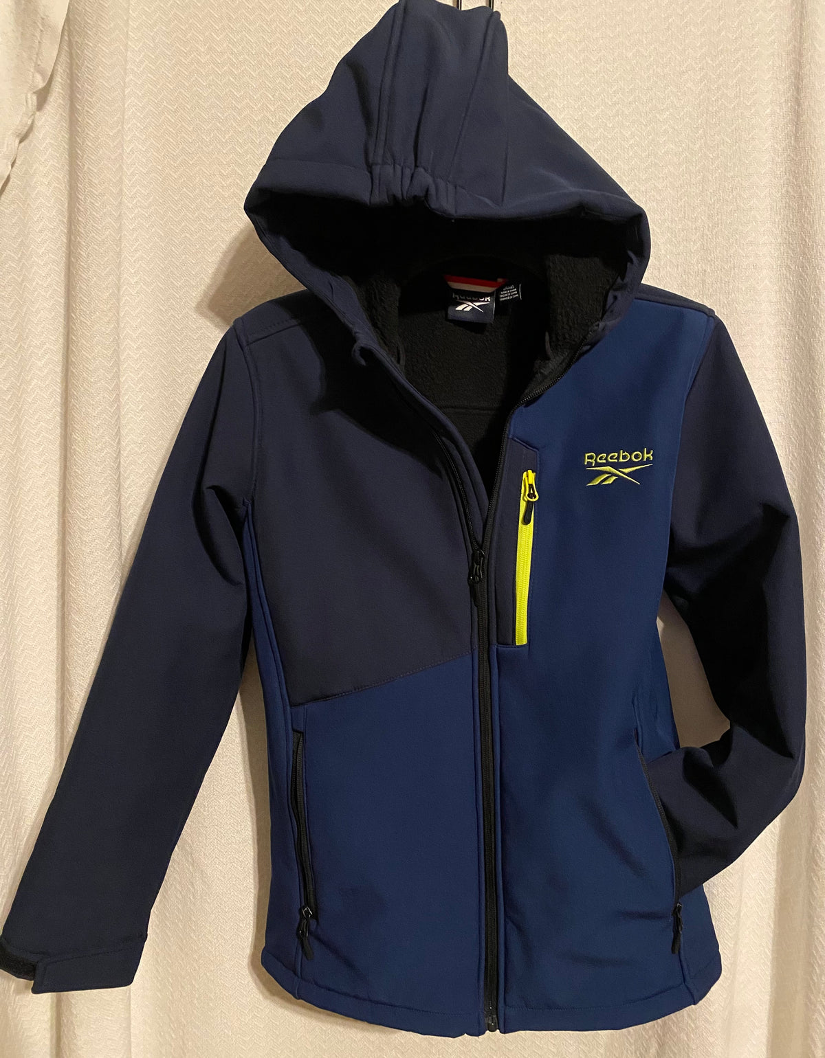 Reebok dark navy blue Coat never worn pd $57 - size Youth - 14 (XL)