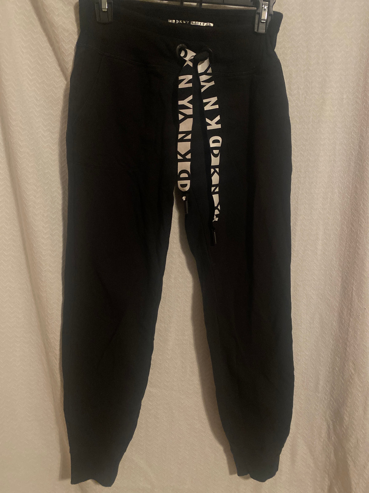 DKNY black light sweat Pant material draw belt - size Junior - XS (0/1)