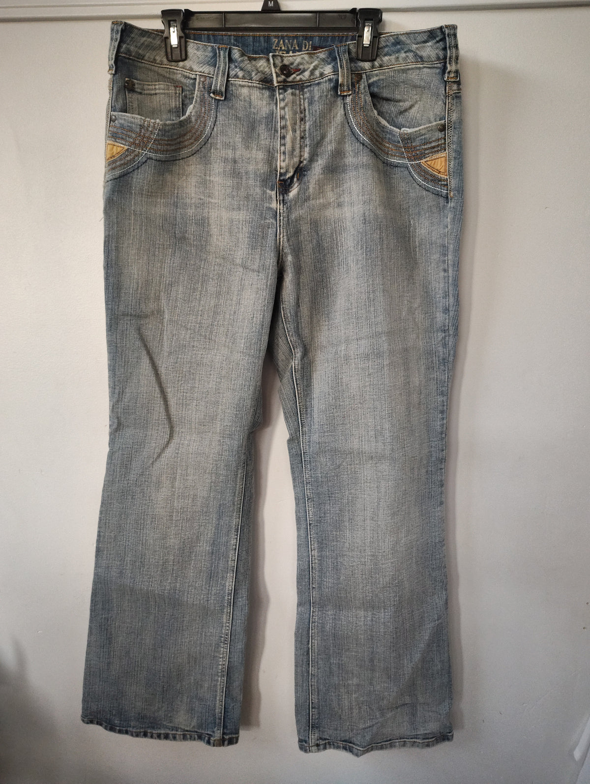 Jeans - Zana Di - GUC long/blue washed/flaired - size Women - 2X (20/22W)
