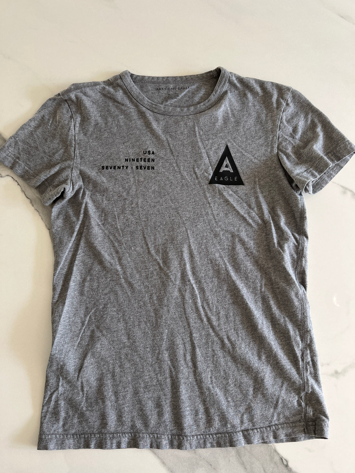 American Eagle SS top Med hthr gray w/ black - size Teen/Men - XS (26-28)