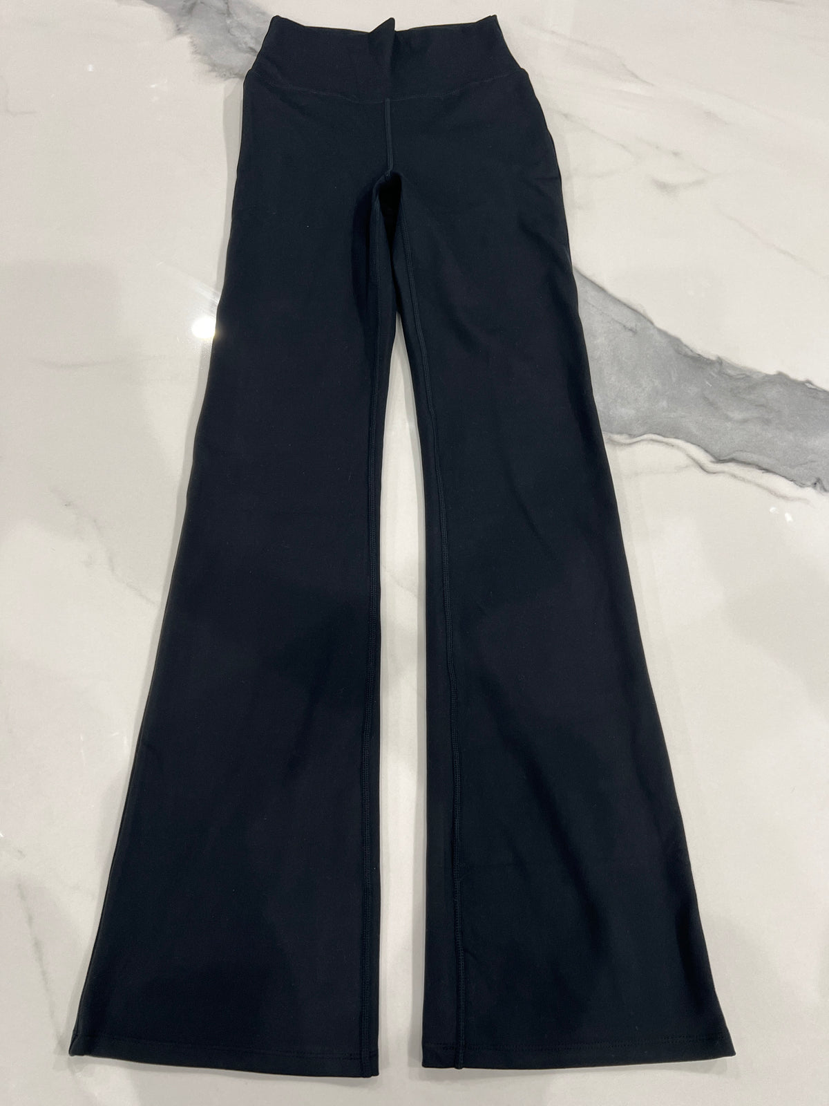 Balance Collection szS Blk flare leg yoga pants - size Junior - S (3/5)