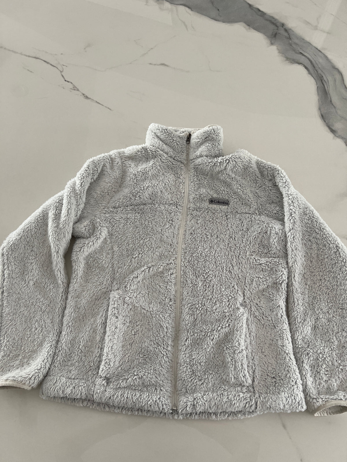 Columbia fuzzy full zip SzS wht/lt gray GUC - size Junior - S (3/5)