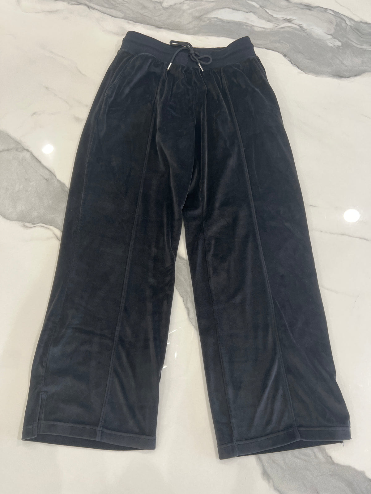 Jessica Simpson velour Pants szM black EUC - size Junior - M (7/9)