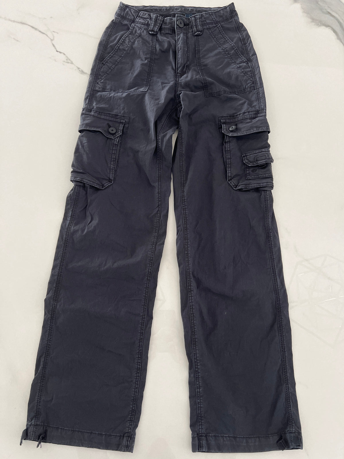 American Eagle blk pants Cargo sz000 24W, 29.5L - size Junior - XS (0/1)