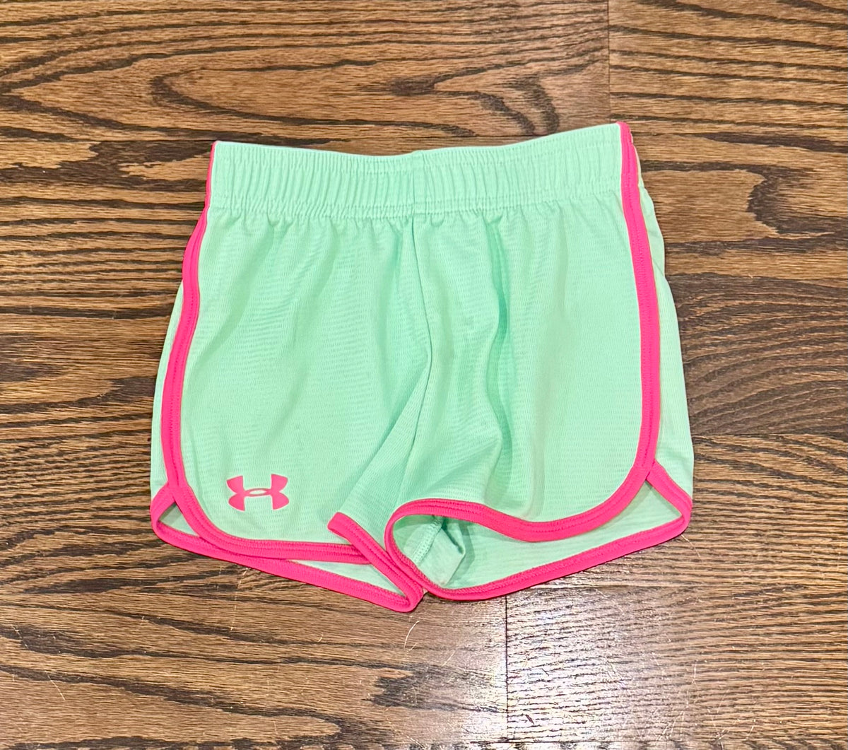 Under armour size 5 pink & turquoise shorts - size Youth - 5 (XS)