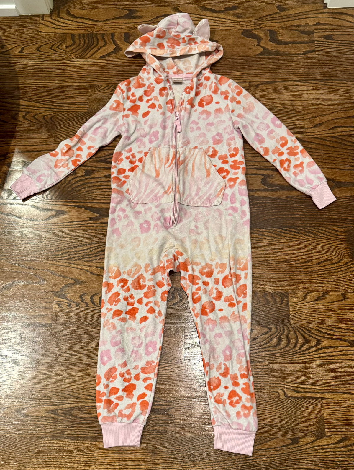 Cat&Jack animal print Hooded zip up pajamas - size Youth - 6 (S)