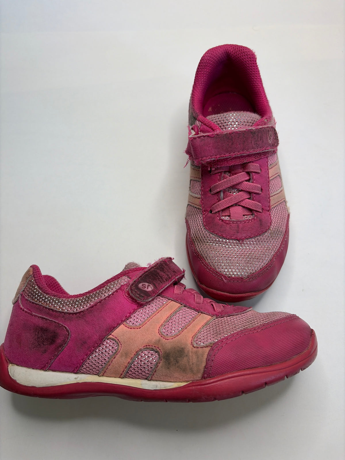 Stride Rite pink sneaker Sz 11 - stained suede - size Shoes - Toddler 11