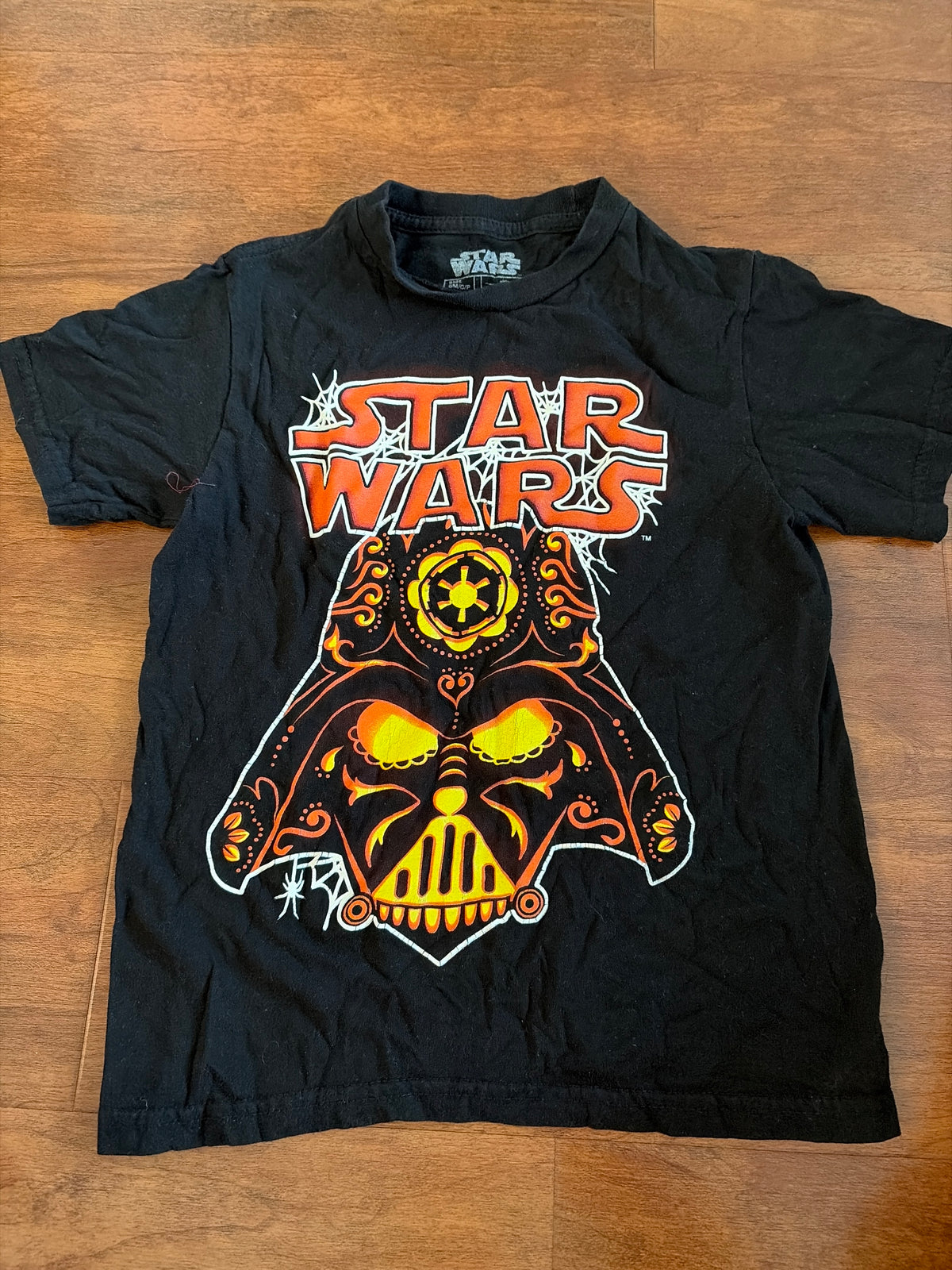 Star Wars Vader Dia De Los Muertos/Halloween - size Youth - 6 (S)