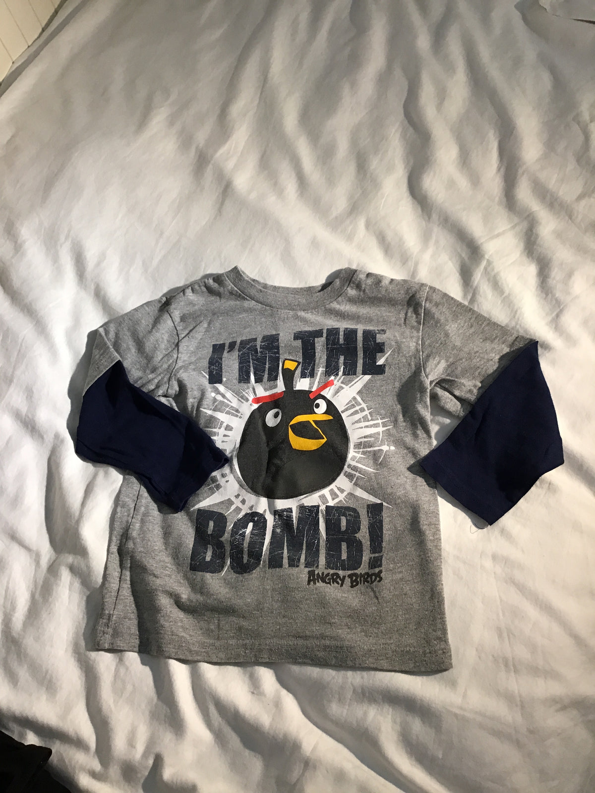 Angry Birds gray long Sleeves T-shirt w/navy - size Youth - 5 (XS)