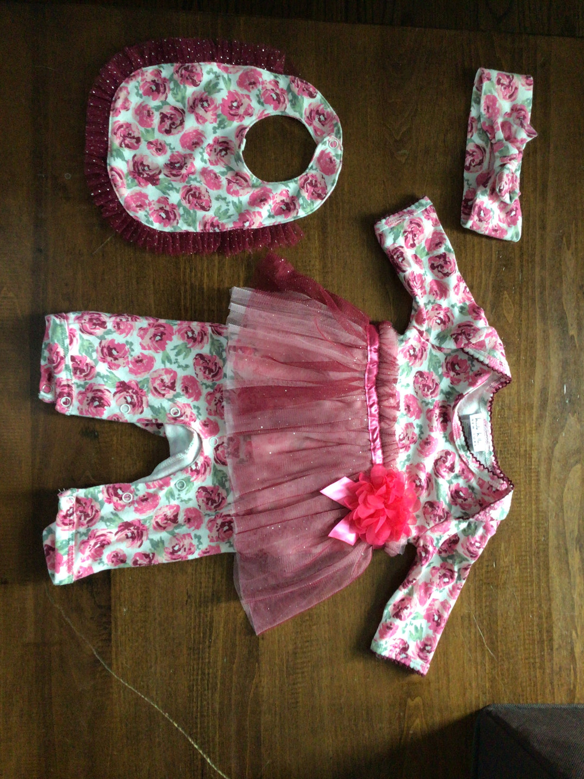 Nicole Miller Pant Dress Headband/Bib EUC - size Month - 0-3 / 3M