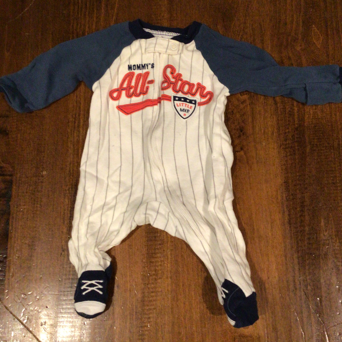 Carter's Zip-Up Sleeper Mommy's All Star - GUC - size Month - Newborn