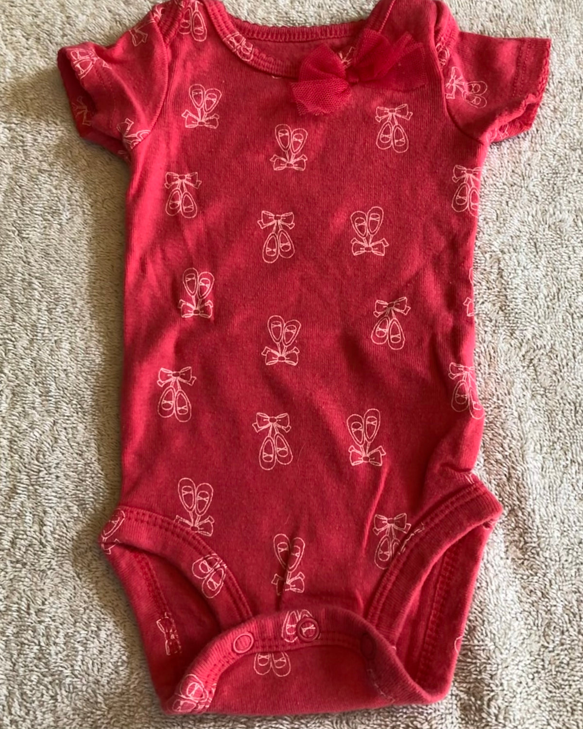 Carter's S/S Onesie EUC Pink Ballerina Slippers - size Month - Newborn