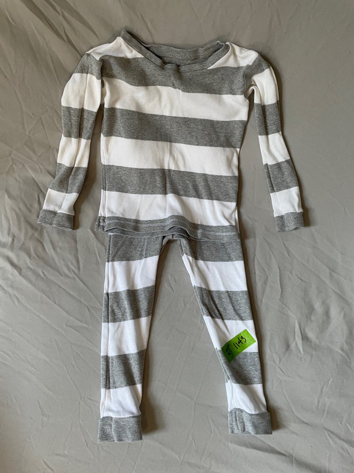 PJs org cotton grey/ wht stripes1 VGUC - size Toddler - 2T
