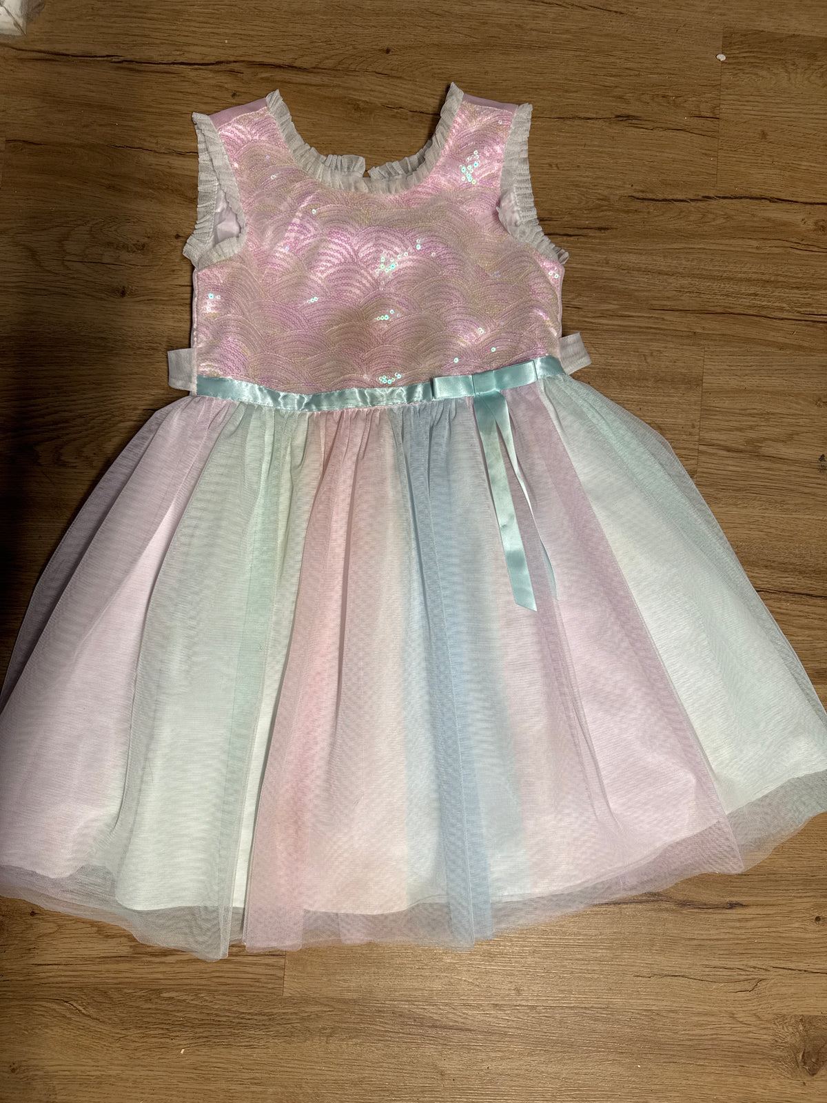 Sequins sparkle pink Colorful dress EUC - size Youth - 6 (S)