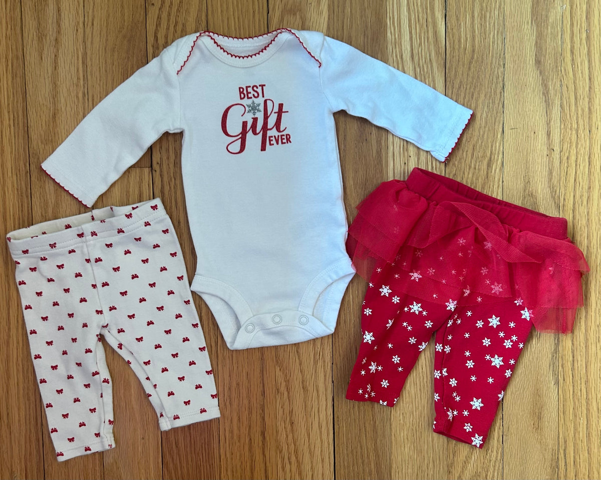 Carters Christmas Onesie & 2 Pants EUC - size Month - Newborn