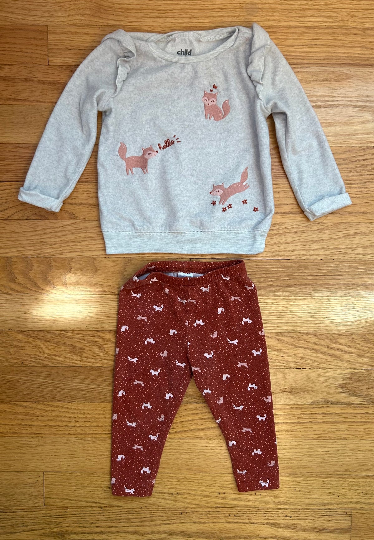 Fox Fleece Sweater w/ pants (18M) - size Month - 12-18 / 18M