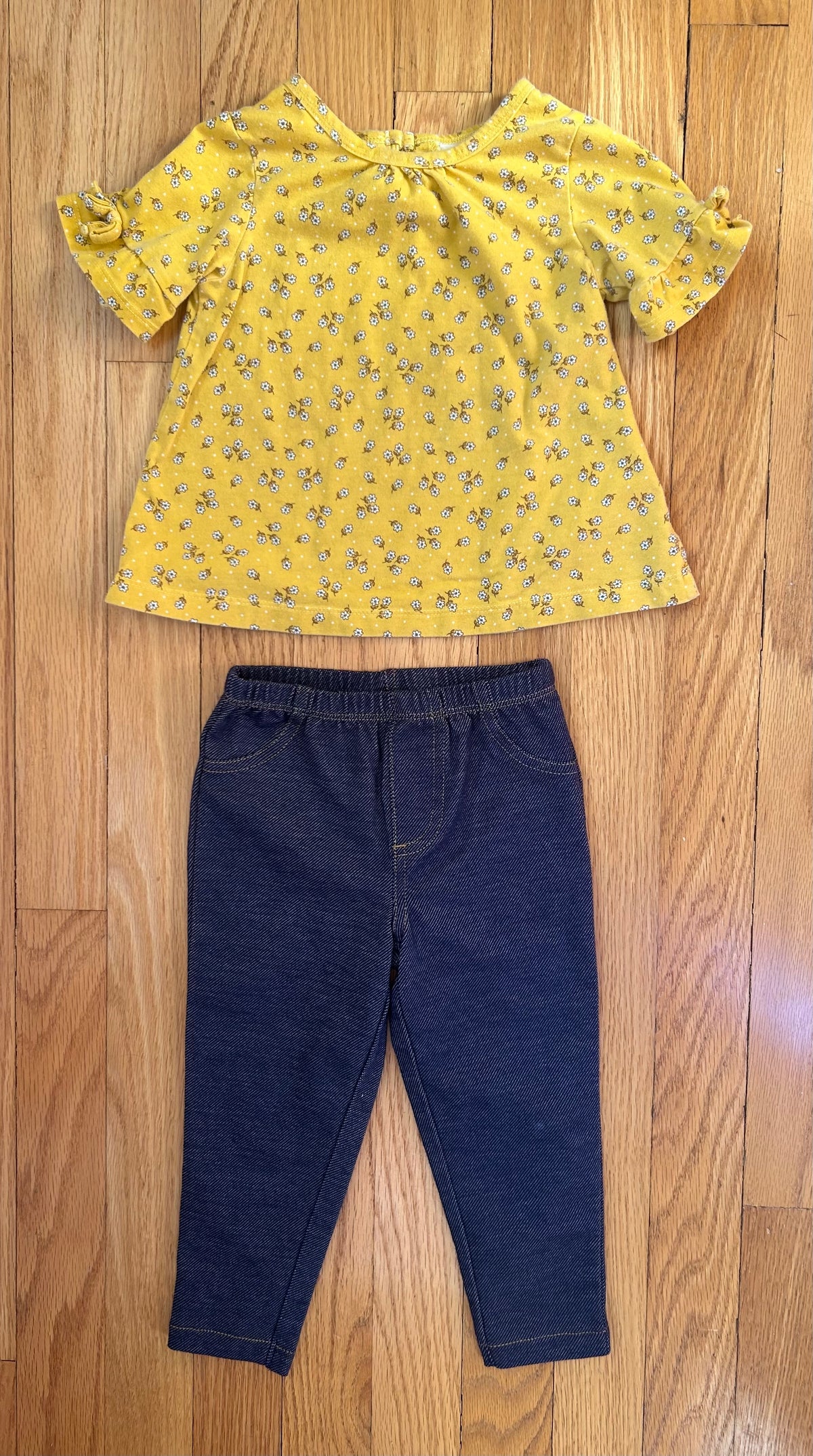 Carters Yellow Flower Top and Jeggings EUC - size Month - 12-18 / 18M