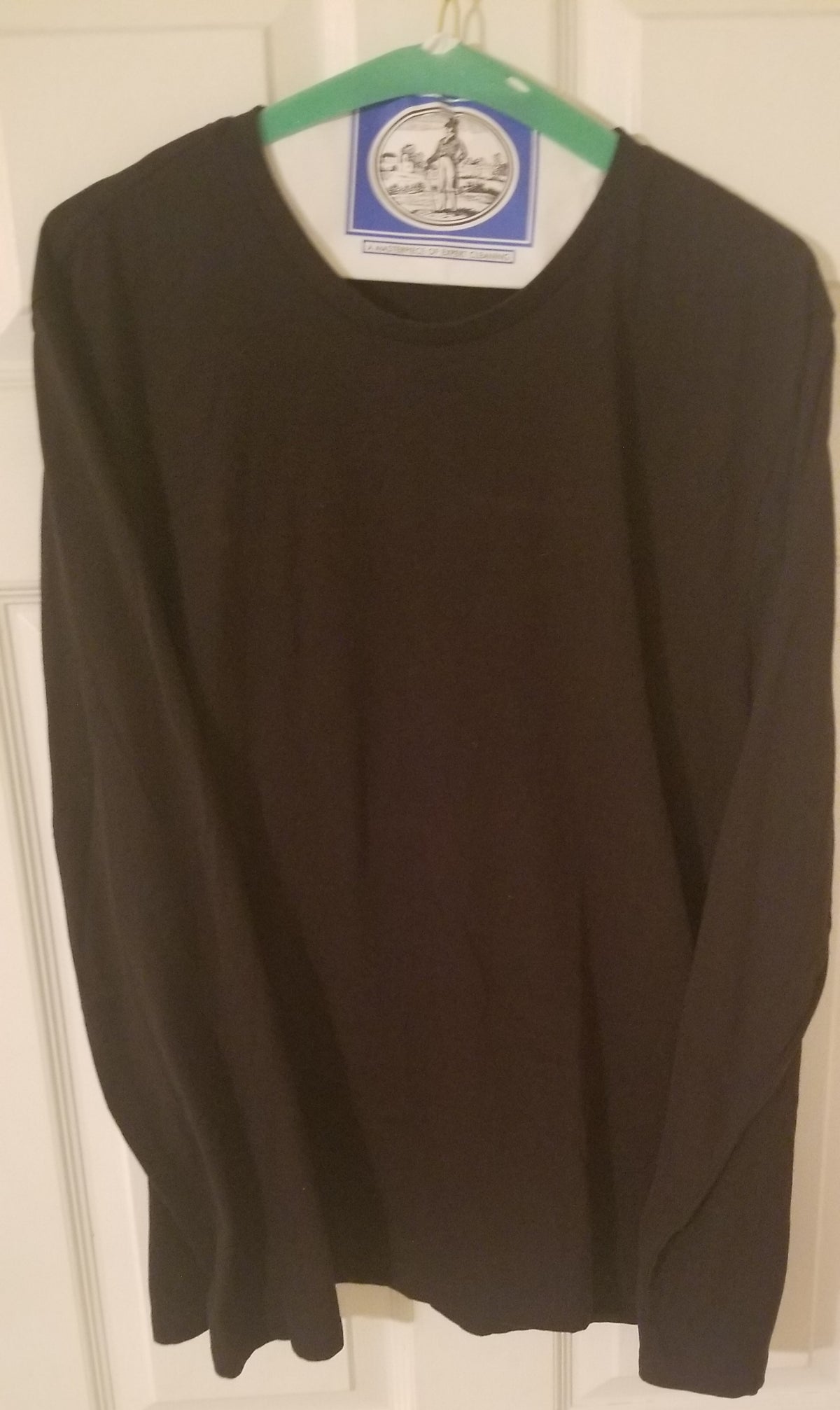 Old Navy LS Black Tshirt Size Large - size Teen/Men - L (36-38)