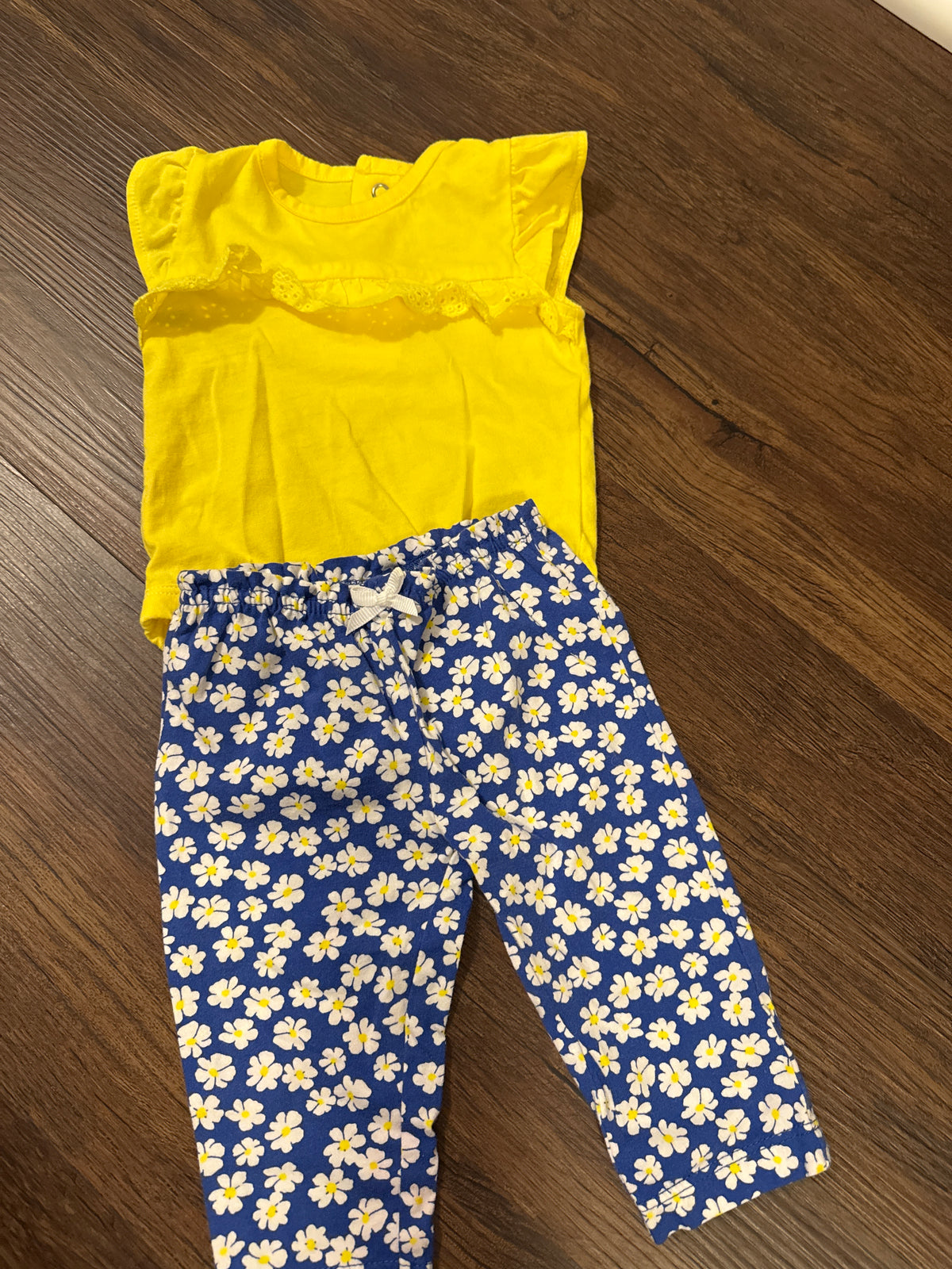 Carters 2pc yellow onesie blue floral pants - size Month - 0-3 / 3M