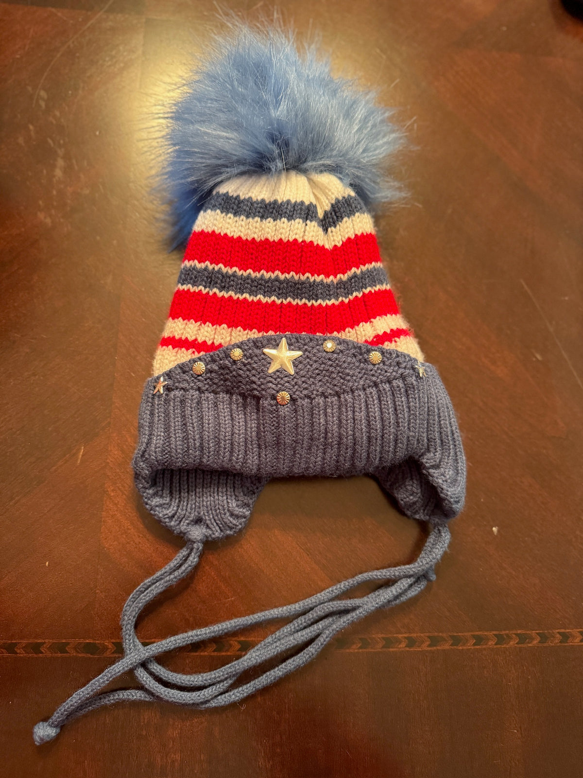 Infant Winter Pompon Hat EUC, Knit, Fleece lining