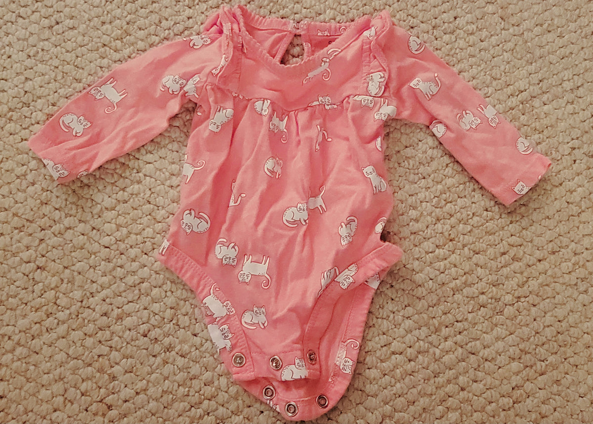 EUC Carters 3m LS Cat Onesie with ruffles - size Month - Newborn