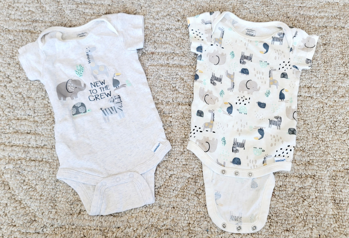 VGUC Carters Organics SS 3-6m Safari Animals - size Month - 3-6 / 6M