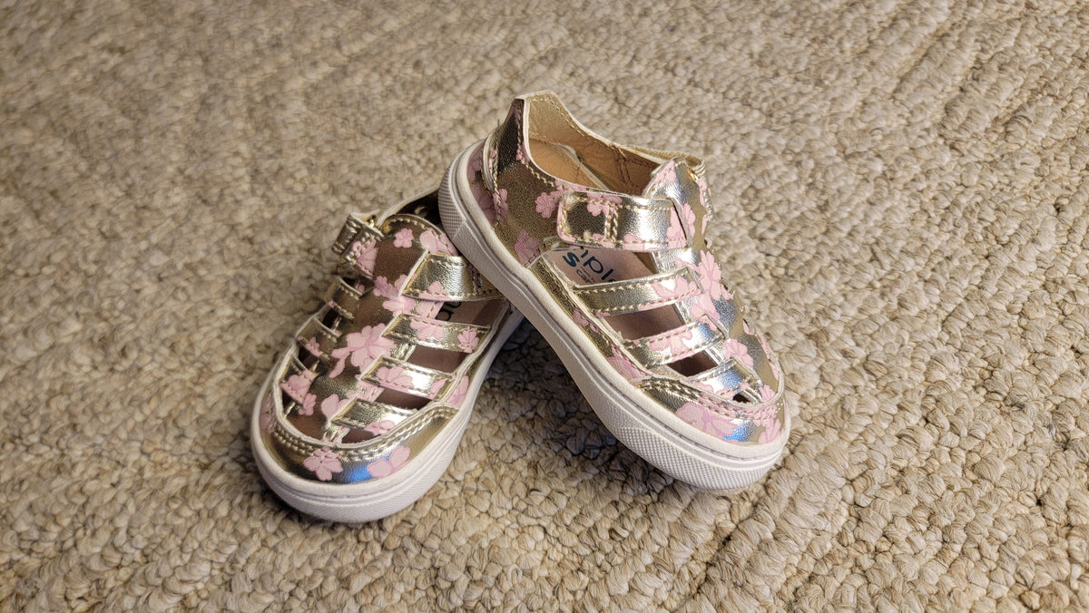 EUC Carters Size 3 Gladiator Floral Sandals - size Shoes - Baby 3 / 6-9 mo