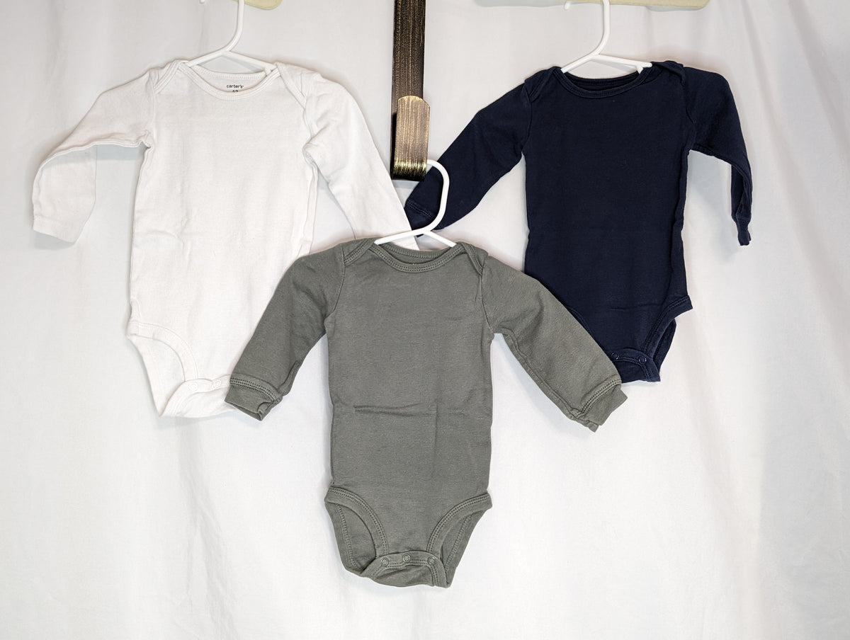 EUC Carter 3 pack l/s onesies, navy/grey/white - size Month - 9-12 / 12M