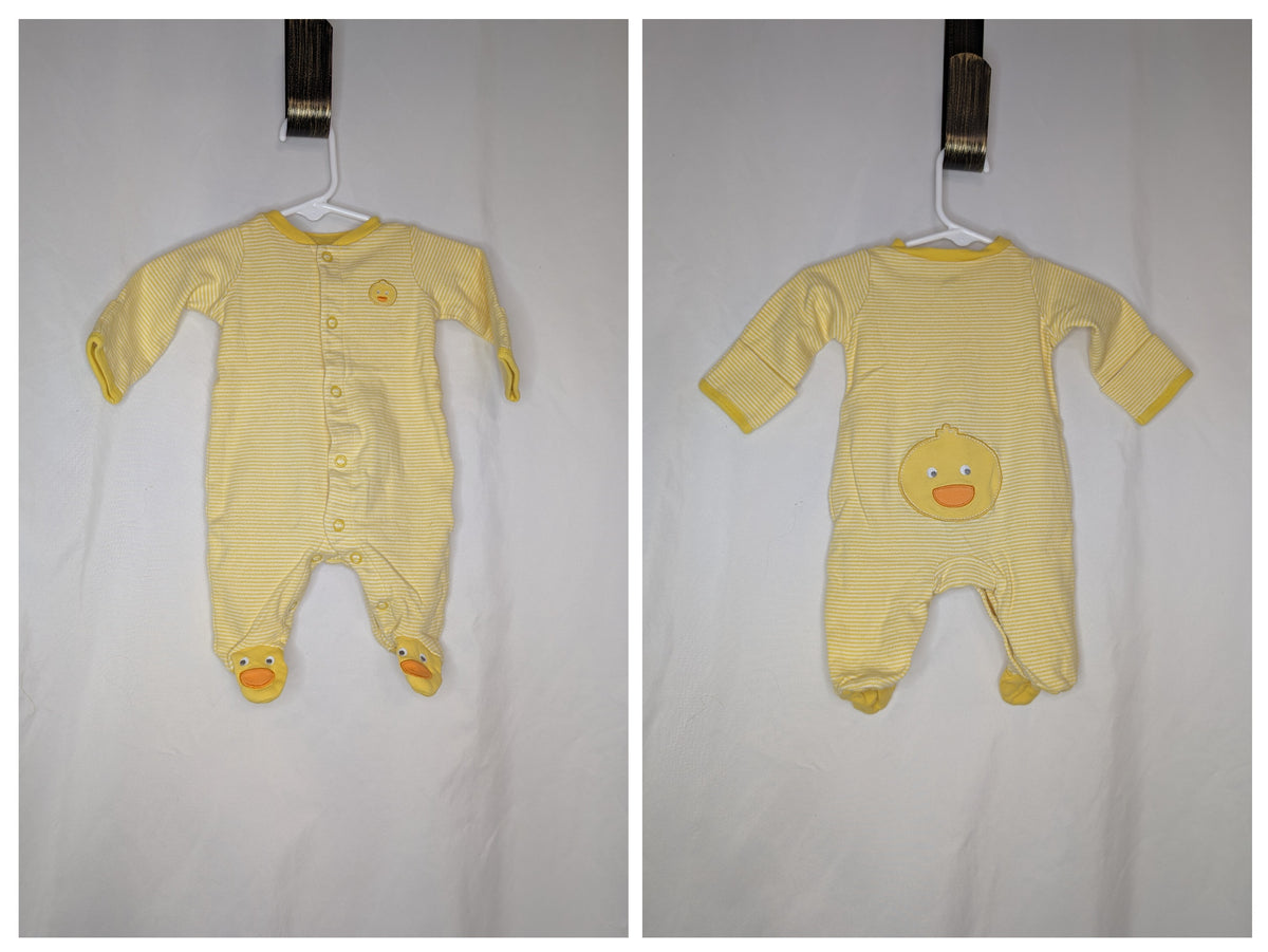 EUC Carter snap up sleep and play w/ mitts on - size Month - Newborn