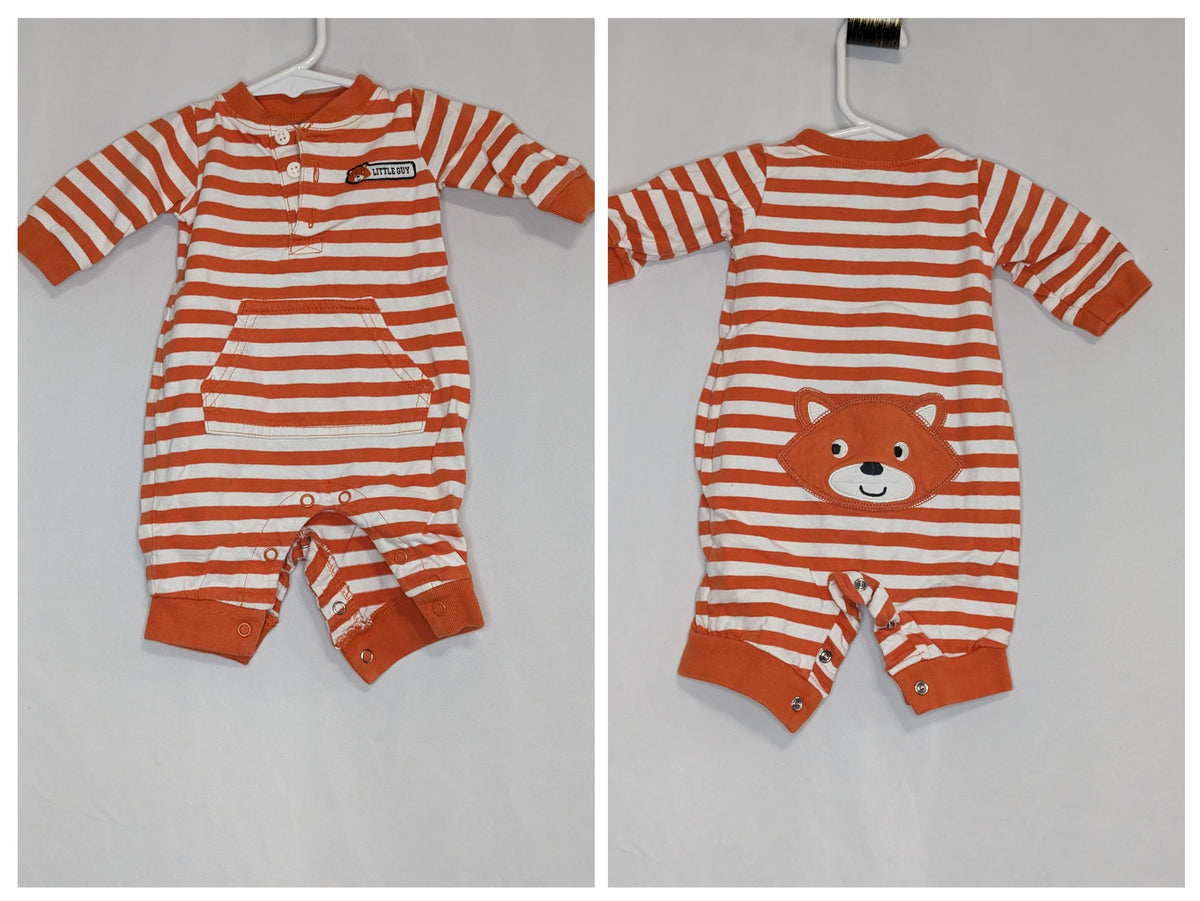 VGUC Carter henley 1pc snap bottom outfit, fox - size Month - Newborn
