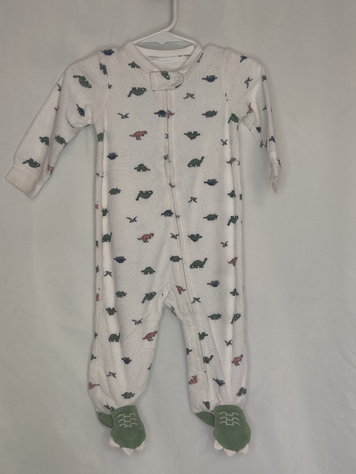 VGUC Carter terry full zip sleep & play, white - size Month - 6-9 / 9M