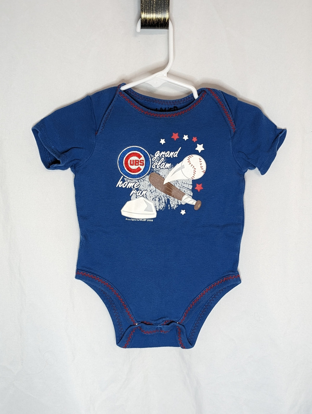 VGUC Chicago Cubs s/s blue onesie w/red trim - size Month - 6-9 / 9M