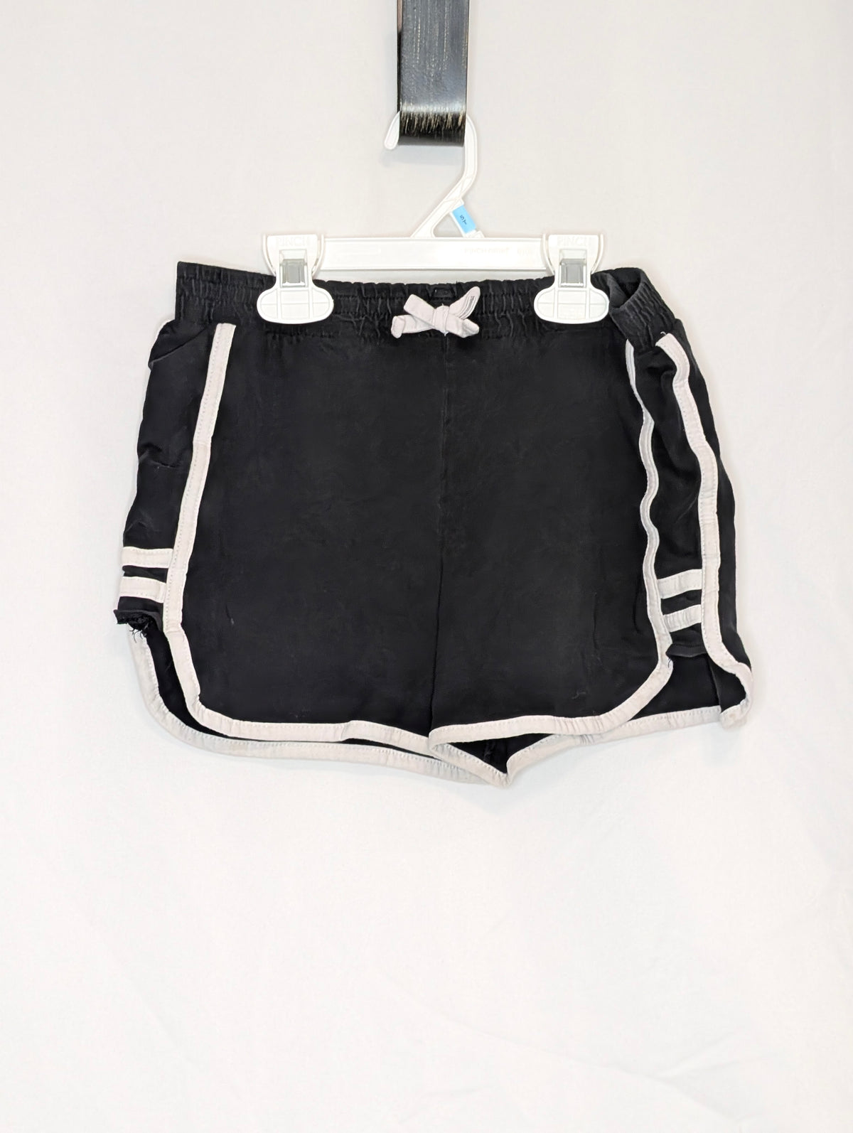 Play black cotton curved hem elastic waist, white - size Youth - 12 (L)