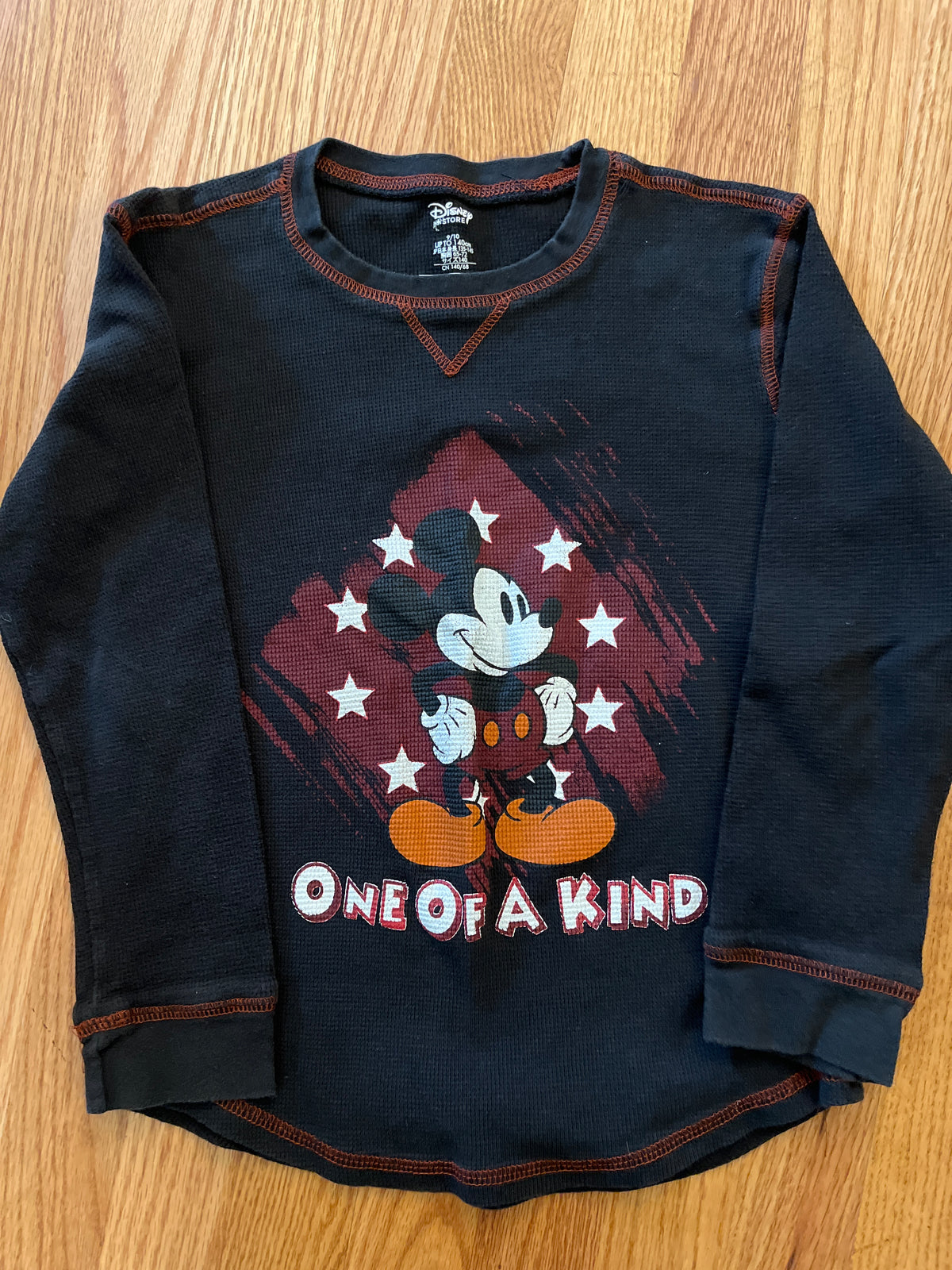 Black Mickey waffle shrt Disney Store 9/10 - size Youth - 10 (L)