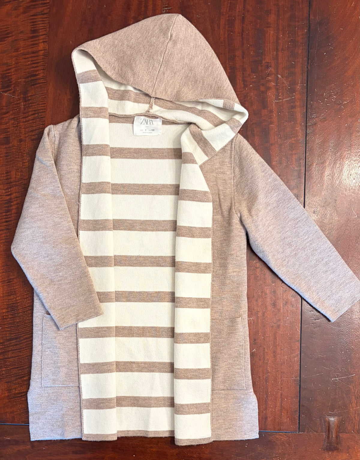 ZARA THICK HAKI & WHITE STRIPE SWEATER VGUC - size Youth - 7 (S)
