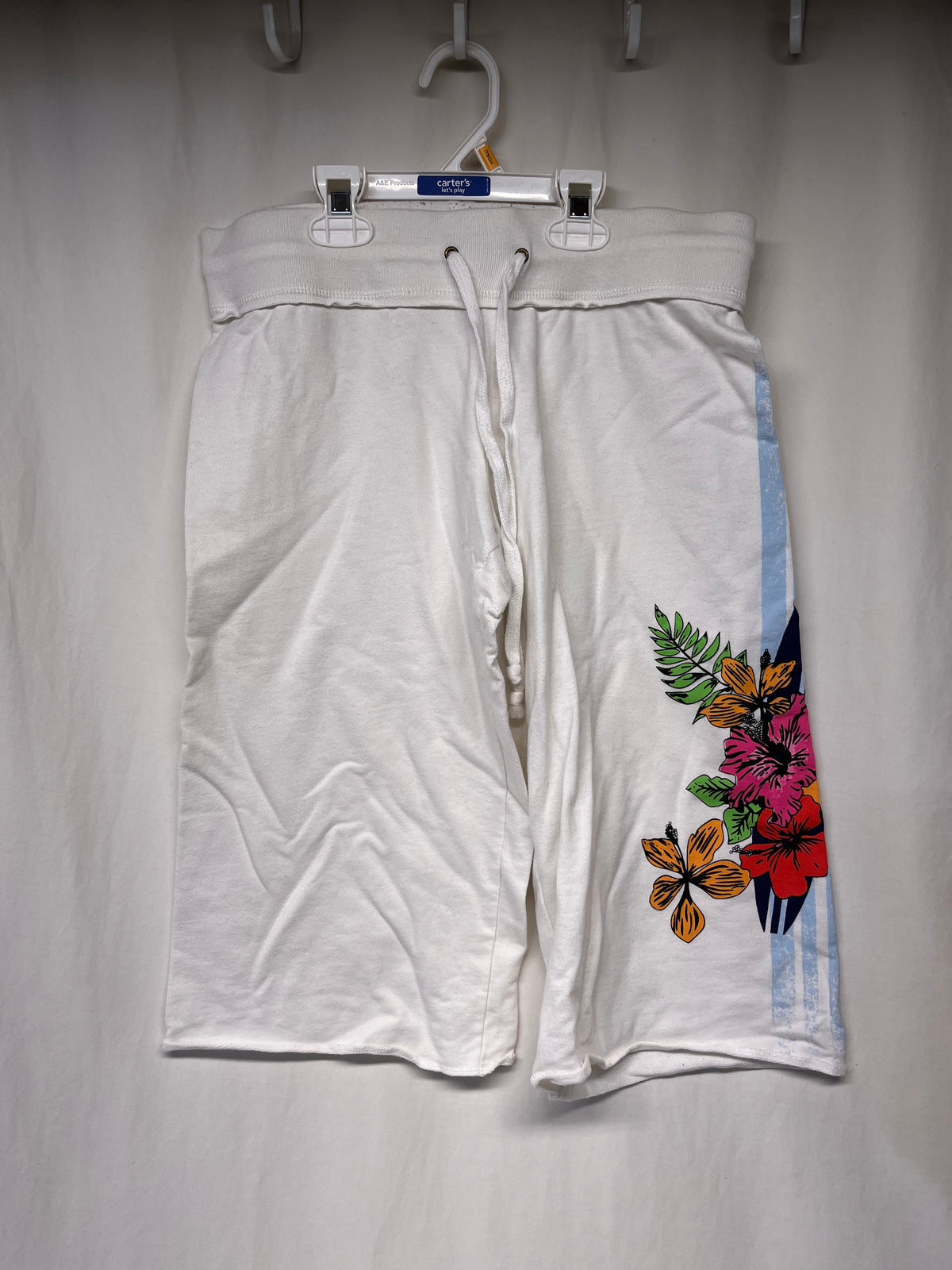 Derek Heart white capri sweats - Hawaiian design - size Women - M (8/10)