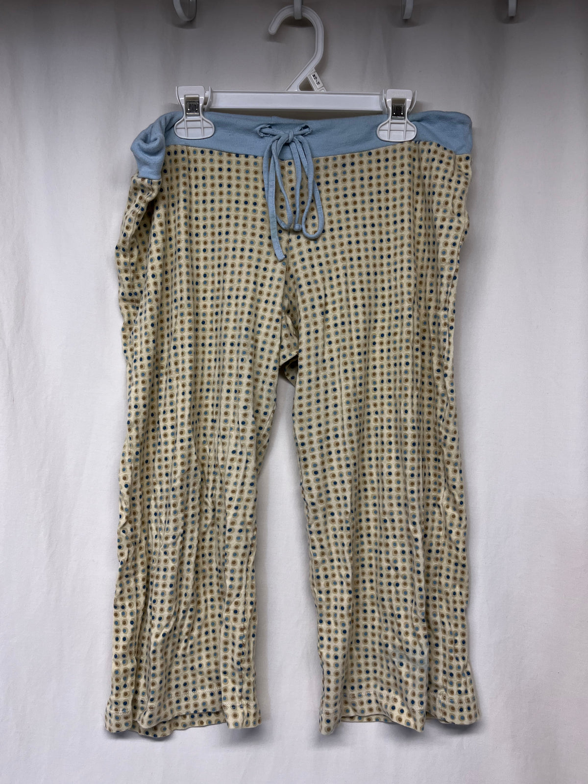 Blue Daisy cream PJ capris w/ blue & brown - size Women - S (4/6)