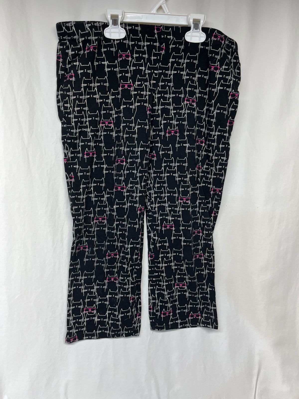 Total Girl black cat capri leggings - pink - size Youth - 20 (XXL)