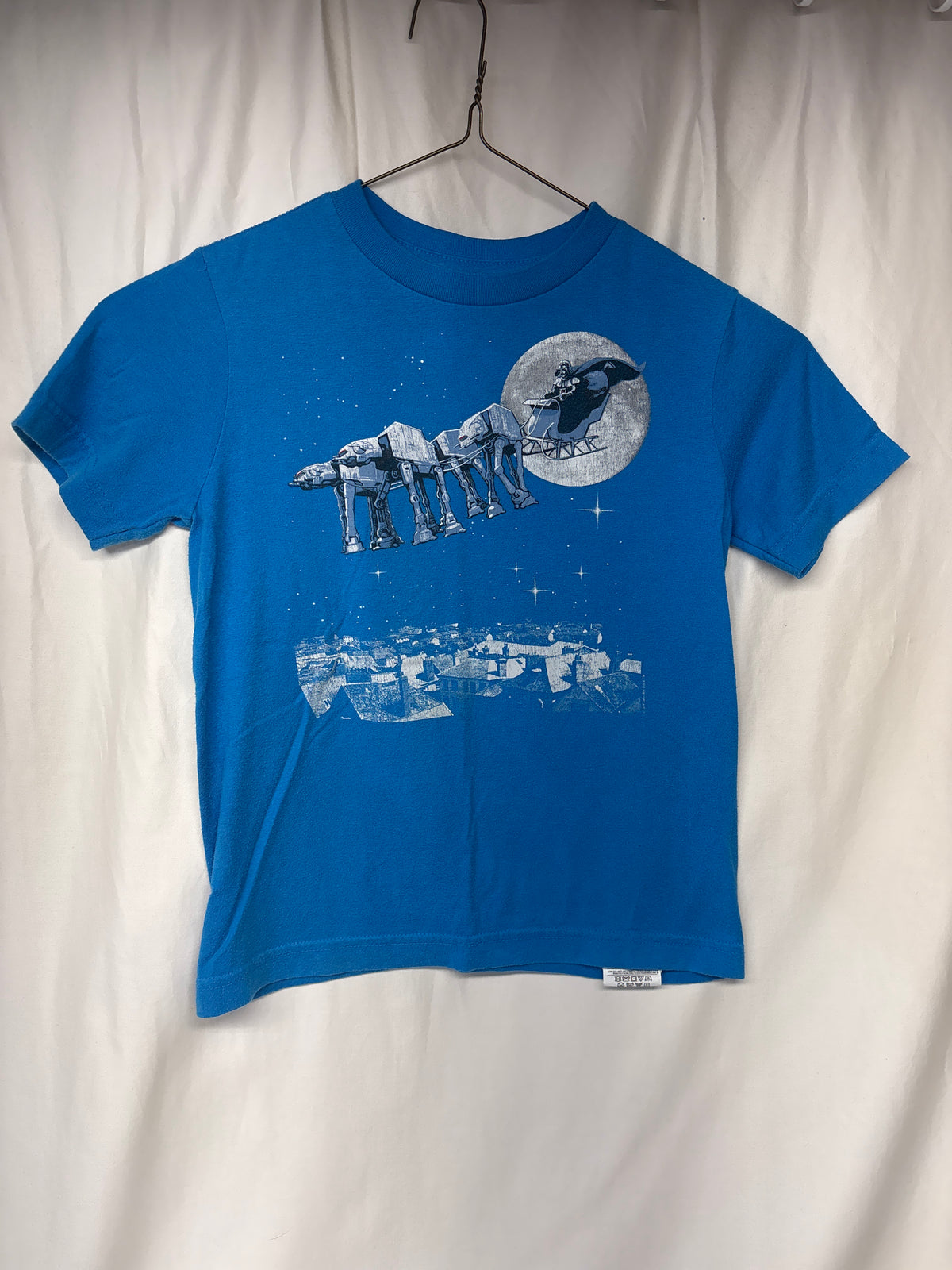 Old Navy blue Star Wars tee Darth Vader Santa - size Youth - 6 (S)