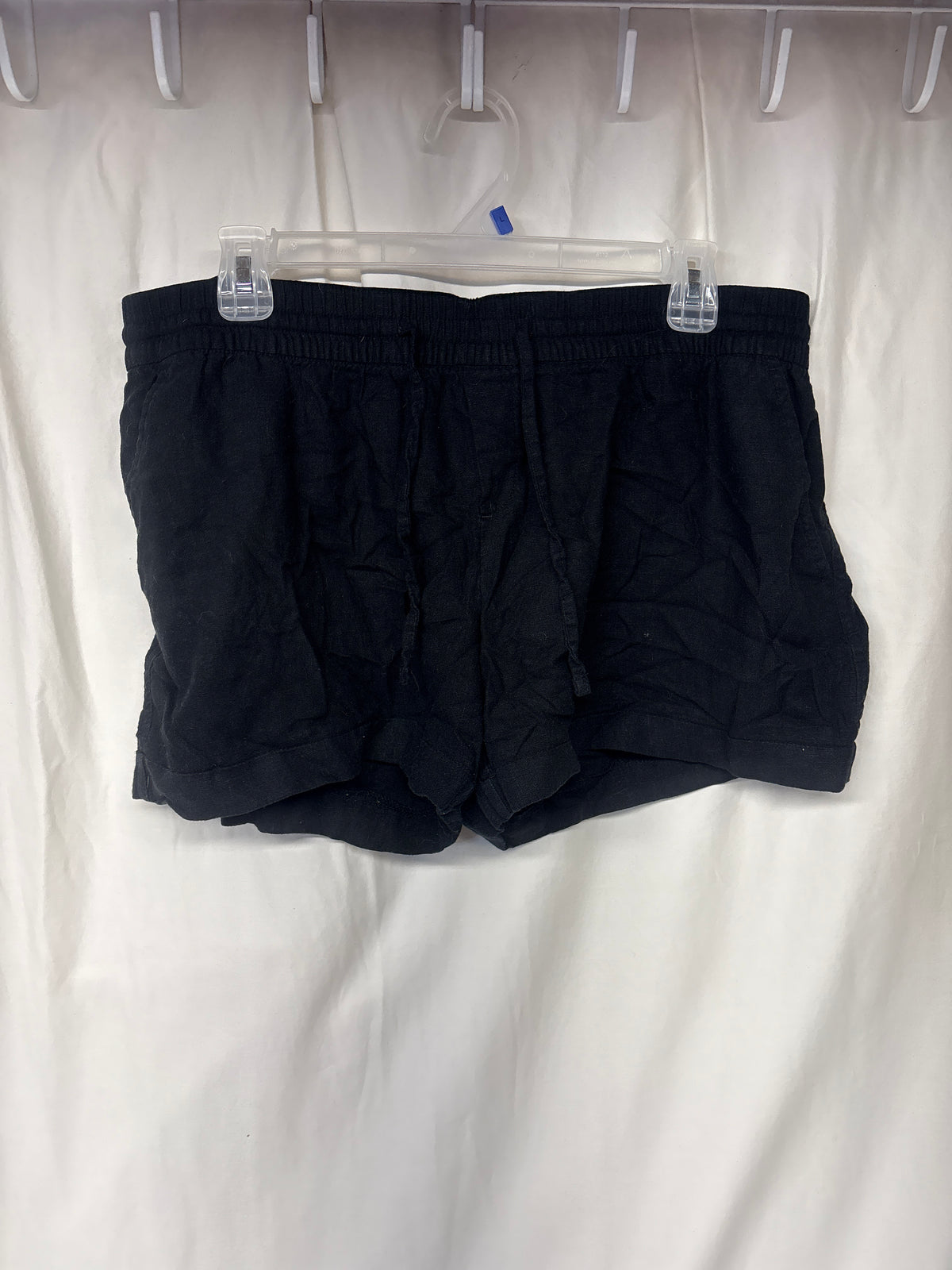 Old Navy black linen shorts w/ elastic & tie - size Women - L (12/14)