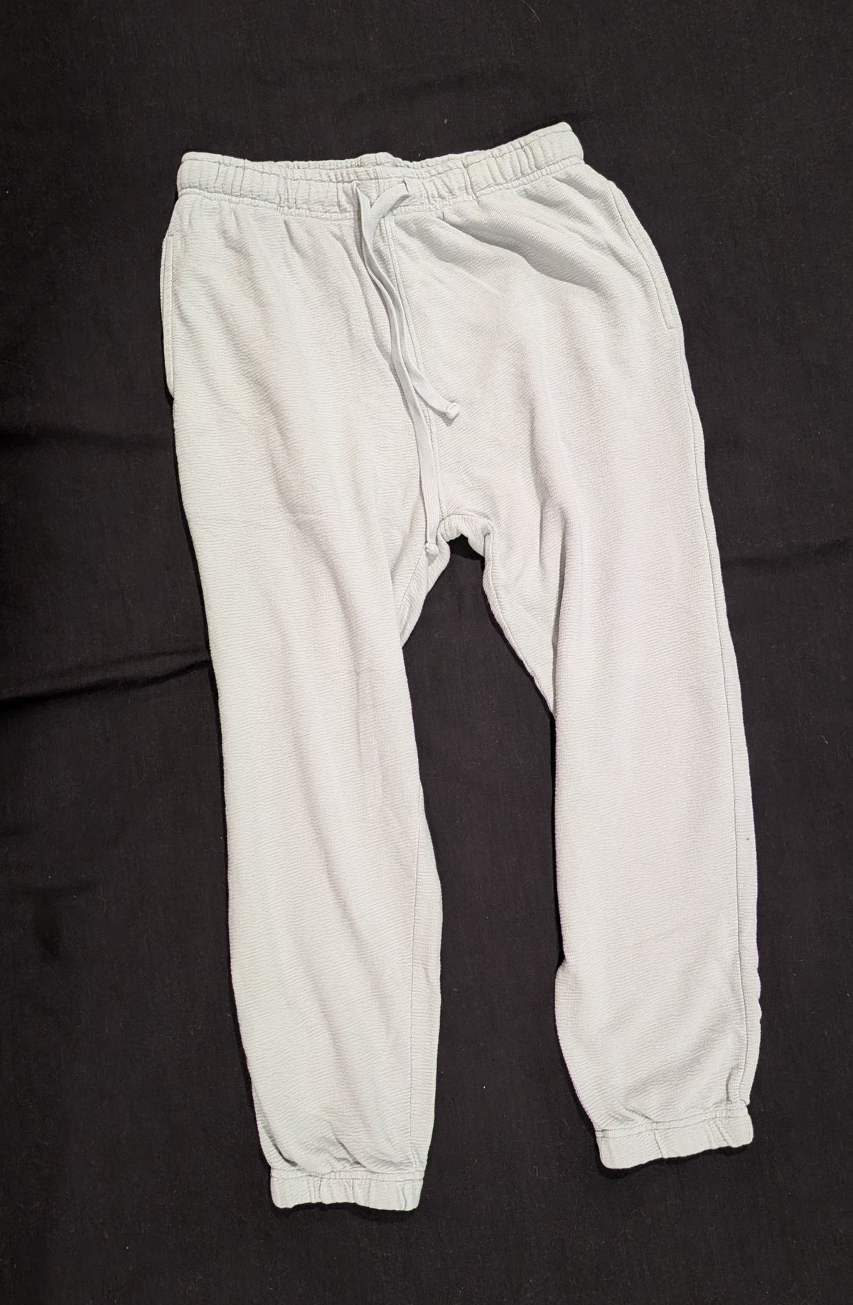 Lt green ligthtweight sweatpants VGUC - size Junior - M (7/9)