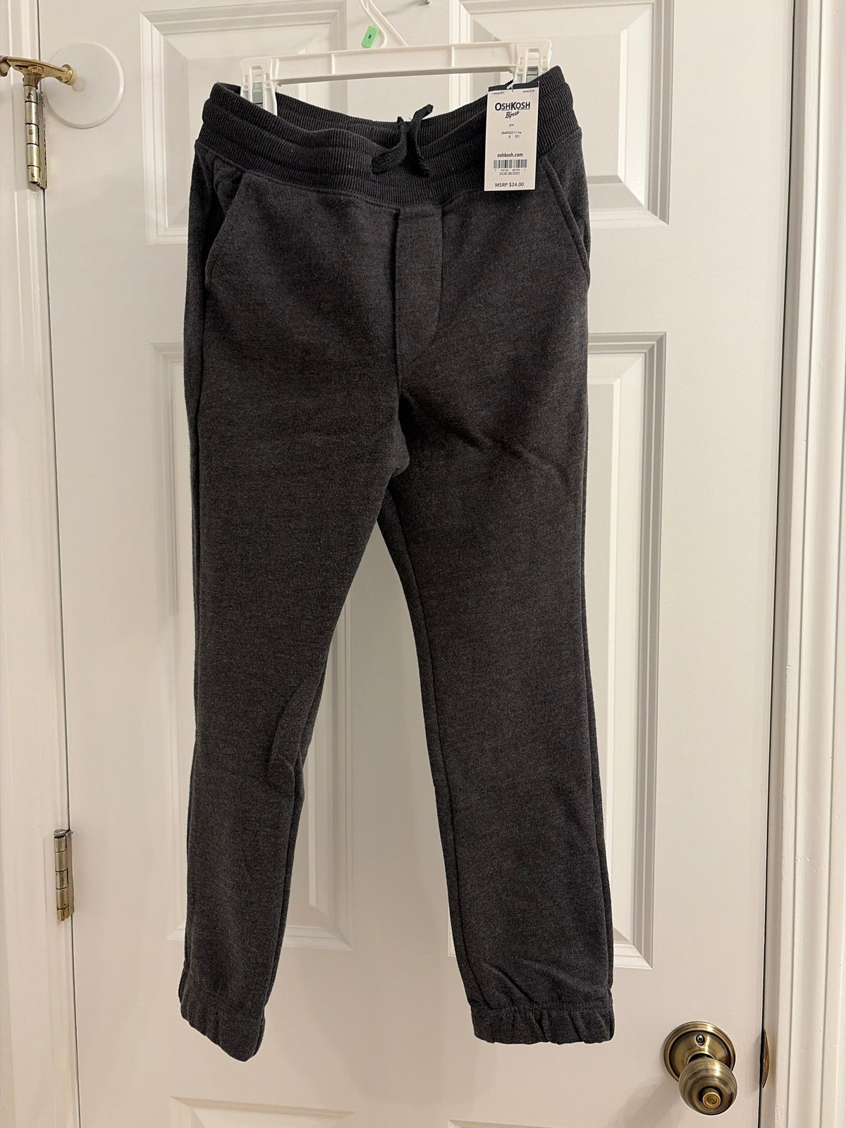 New fleece sweatpants osh Josh gray joggers - size Youth - 8 (M)