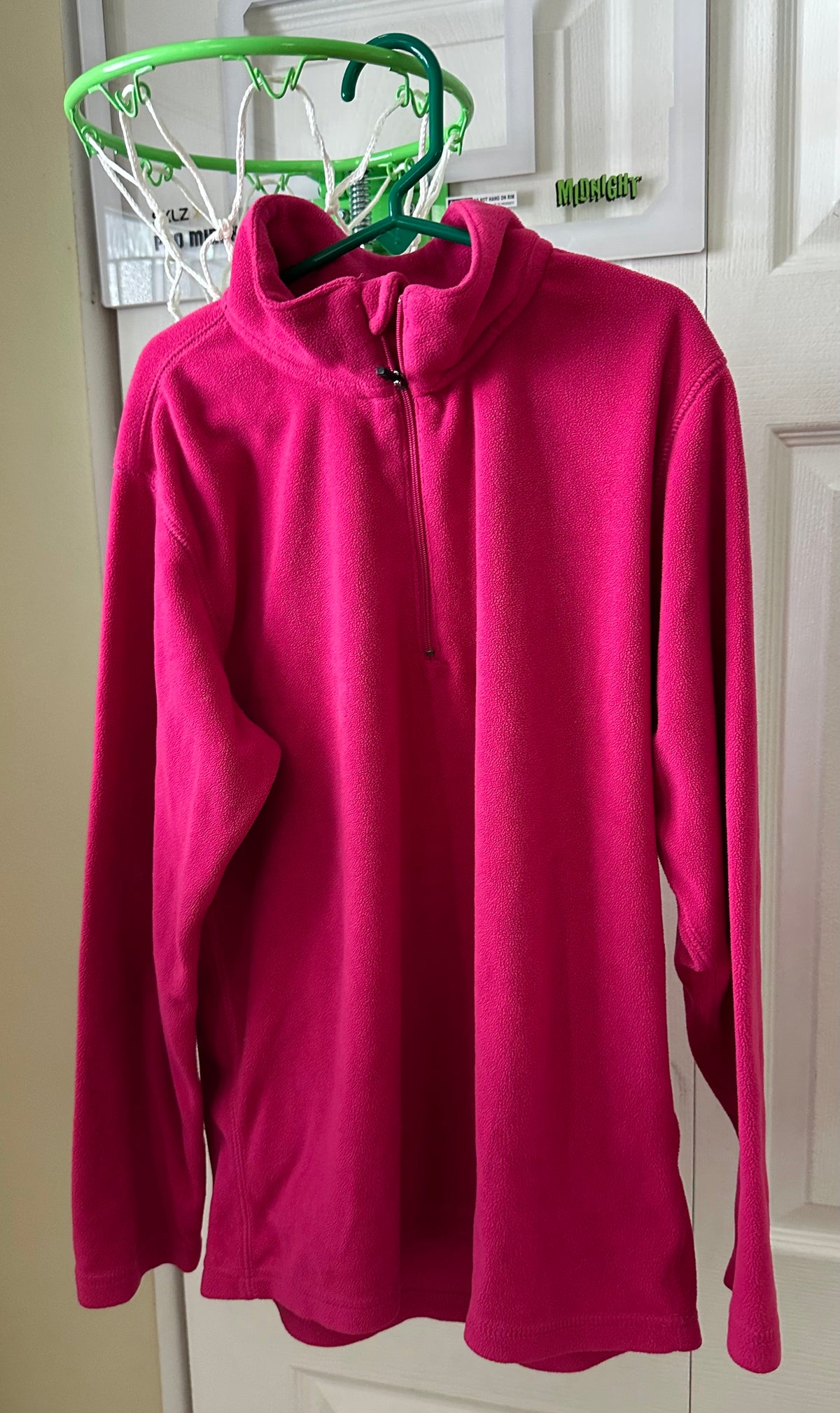 8 half zip pull over EUC Soft cozy polyester - size Youth - 8 (M)