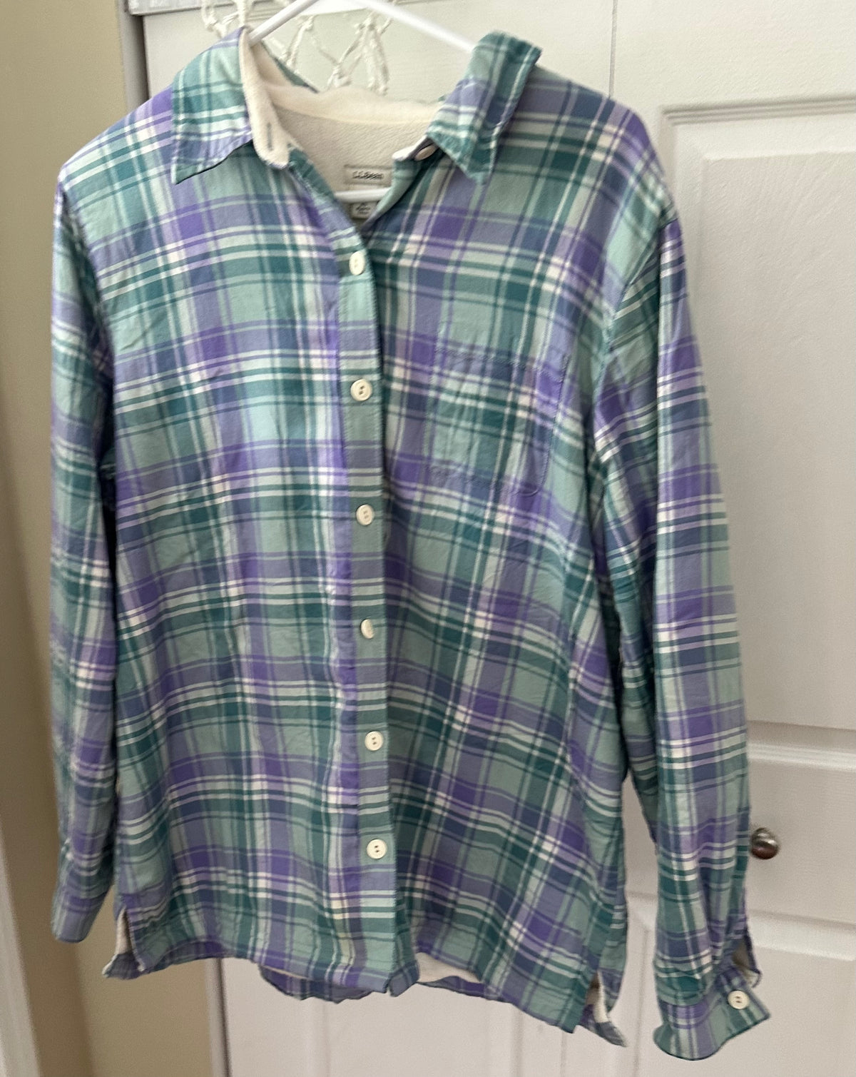 LL Bean plaid button up Very warm coat like EUC - size Women - L (12/14)
