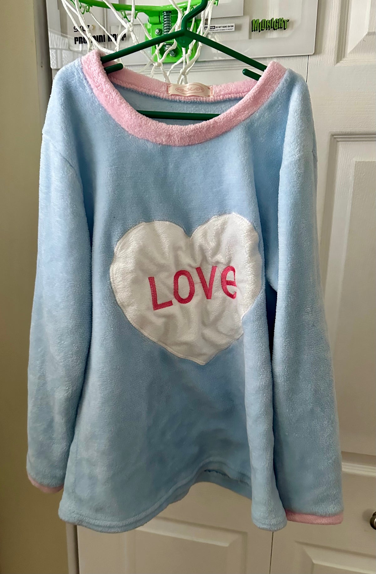 Fleece top fit tween age Warm, cozy, VGUC - size Youth - 12 (L)