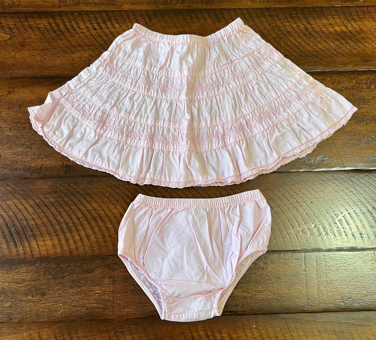 2pc embroidered pink skirt + a diaper cover - size Month - 18-24 / 24M