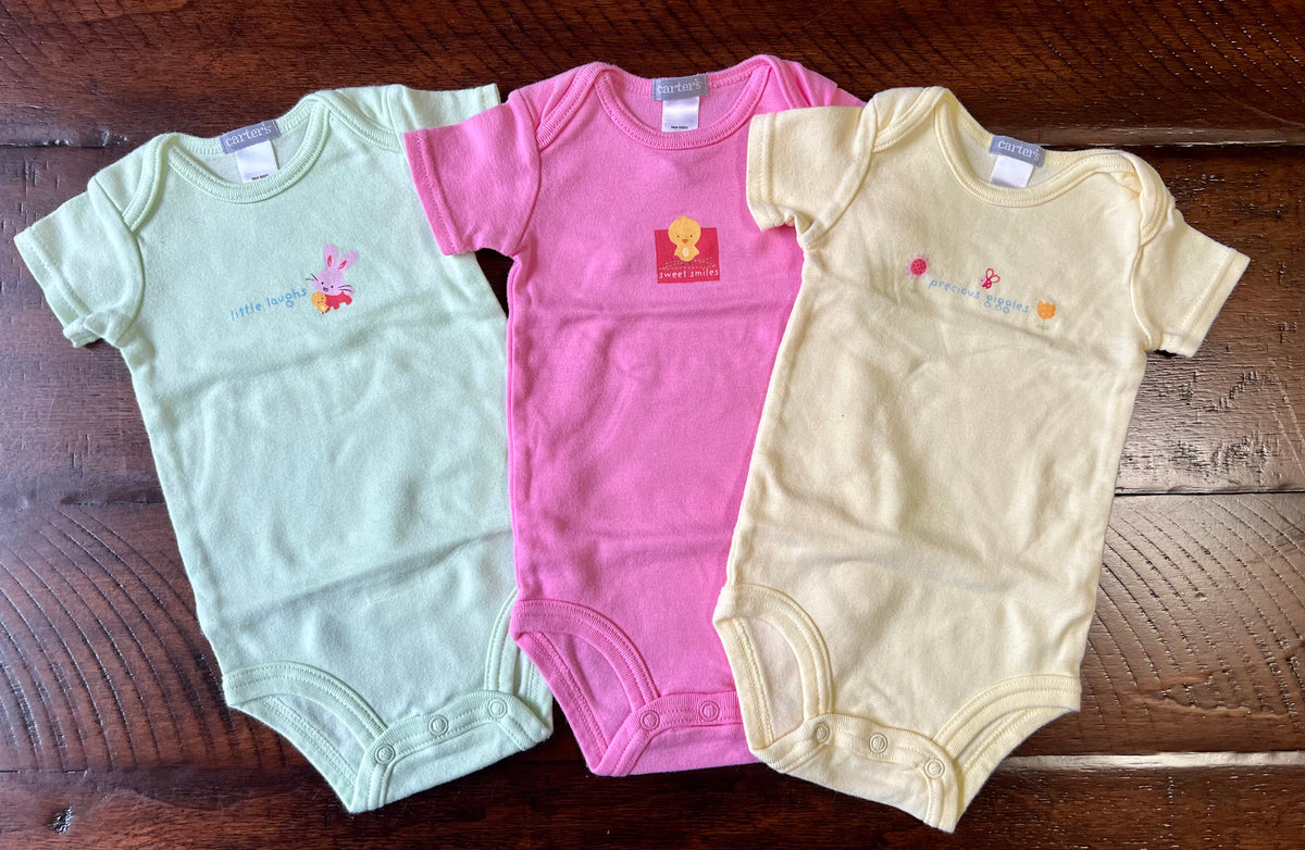 3pc Carter's bodysuits pink, green, yellow - size Month - 0-3 / 3M