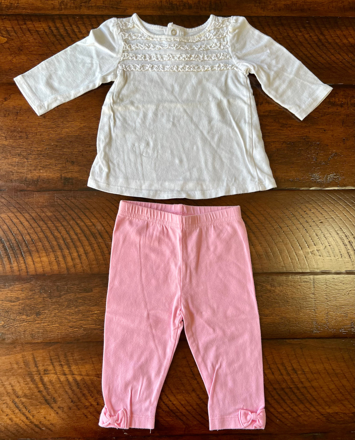 2pc NEW! white LS top pale pink pants/bow - size Month - 3-6 / 6M